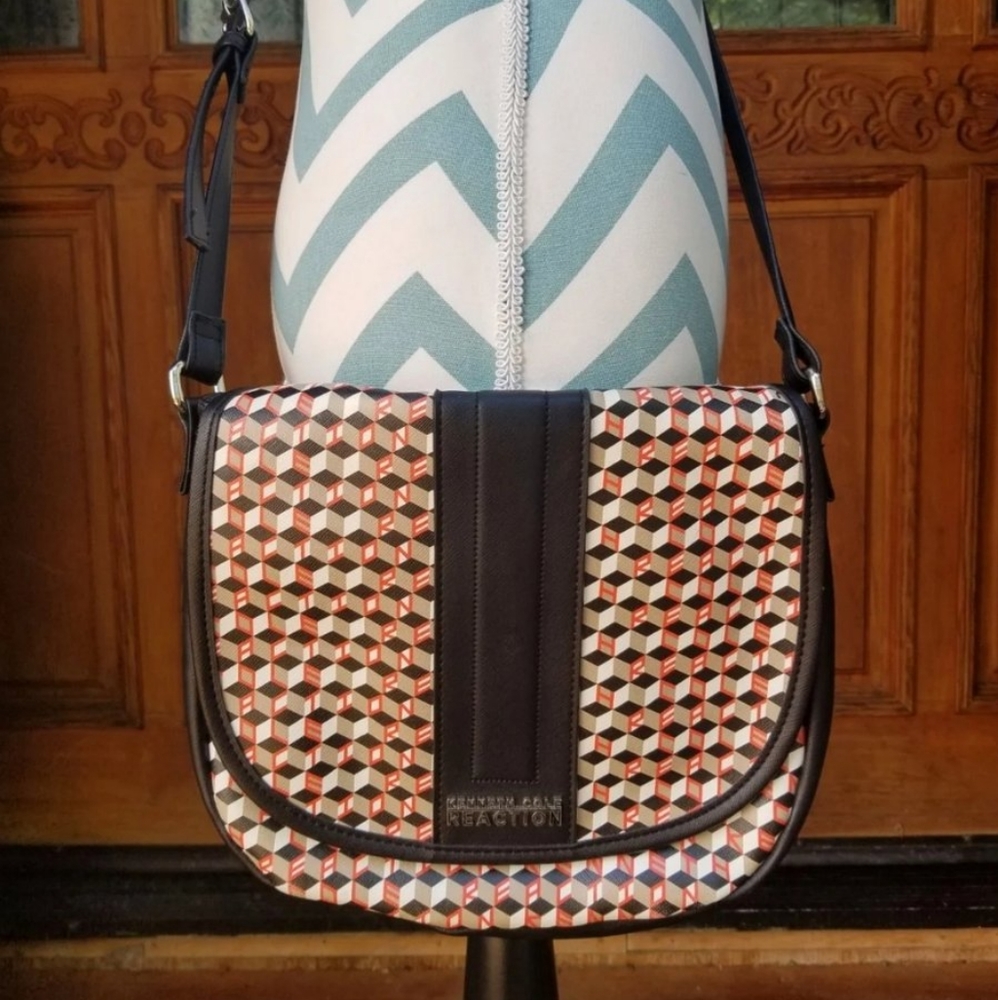 Kenneth Cole Reaction Crossbody Bag